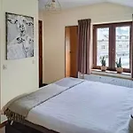 Apartment Au Coeur D'alle By Belvilla-double *